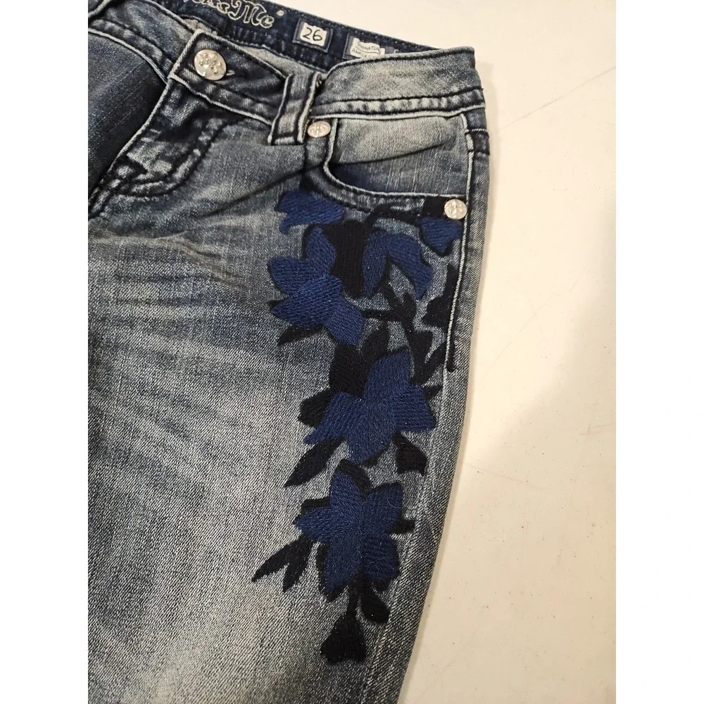 Miss Me Signature Skinny Cutoff Jeans Distressed  Embroidered‎ Sz. 26X20.5 (1527